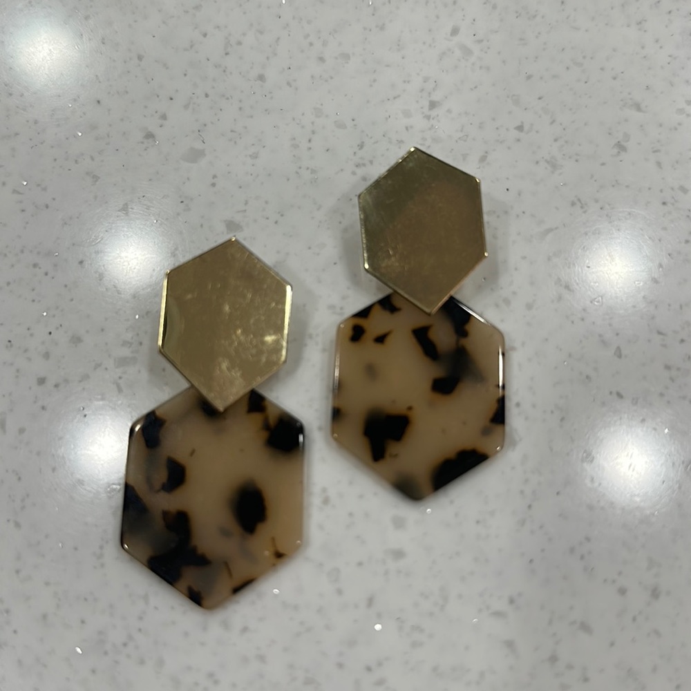 Gold Tortoise Geometrical Earrings